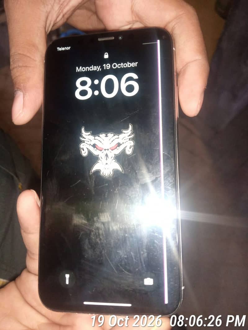 Apple iPhone X 0