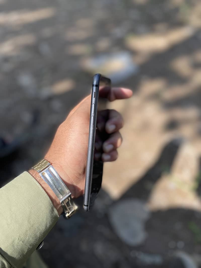 Apple iPhone 8 Plus 8