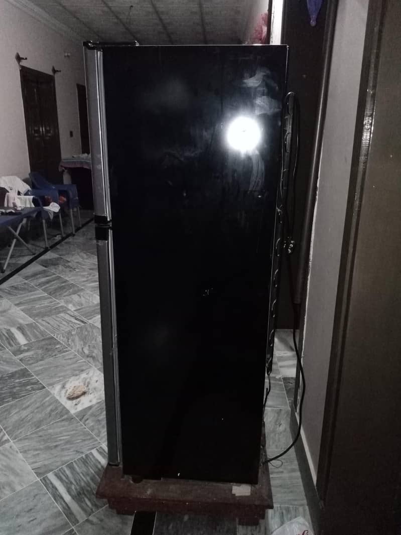 Orient Medium Size Refrigerator 6