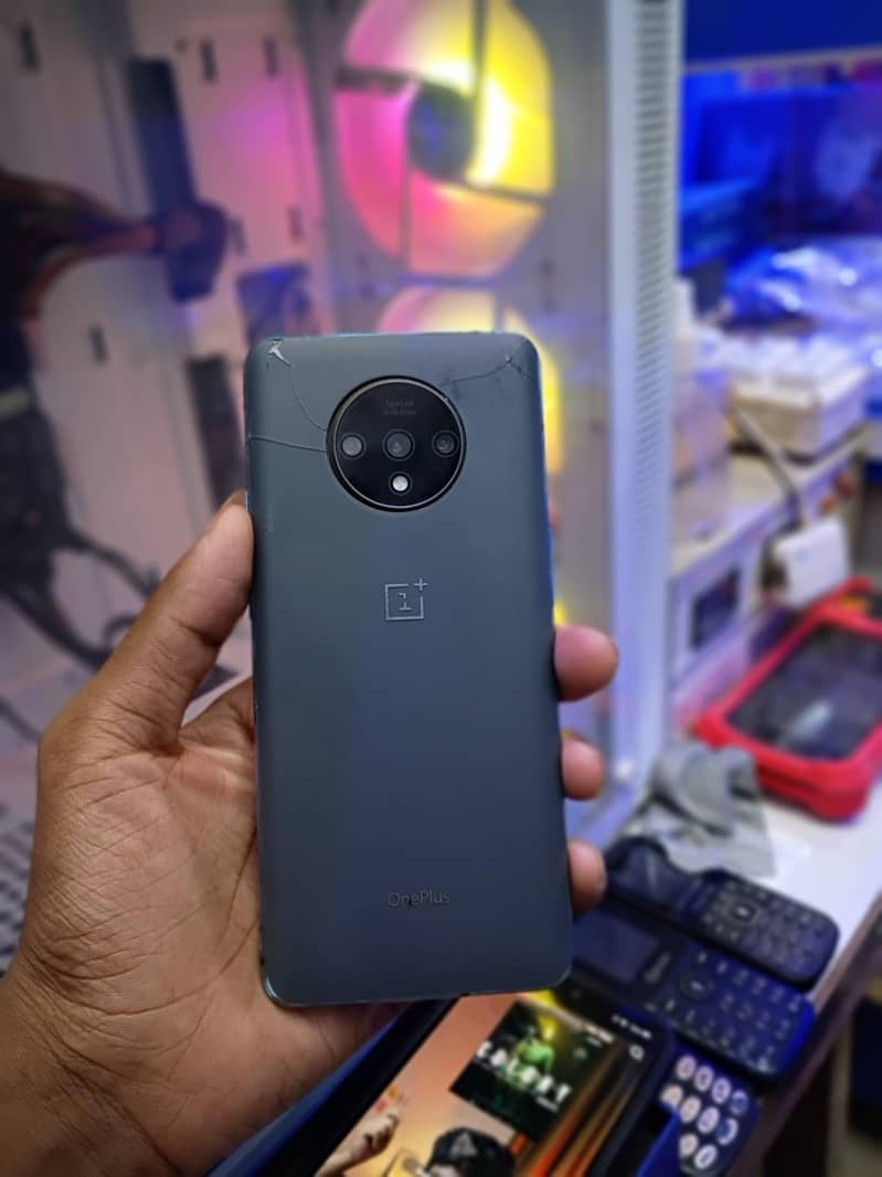 One Plus 7T 3