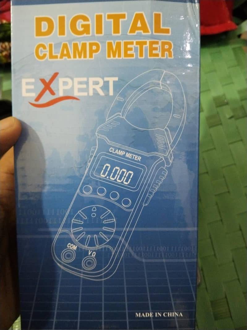 digital clamp meter 1