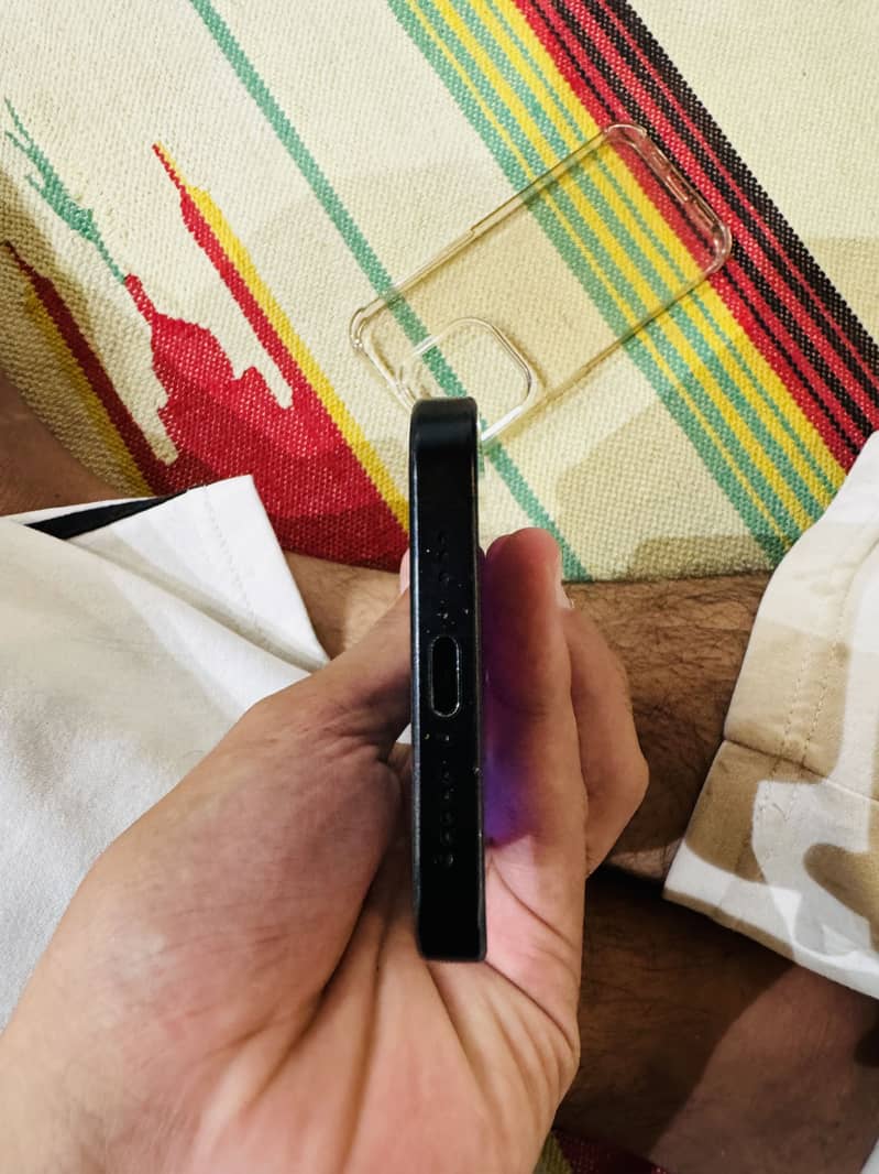 Apple iPhone 15 Pro 1