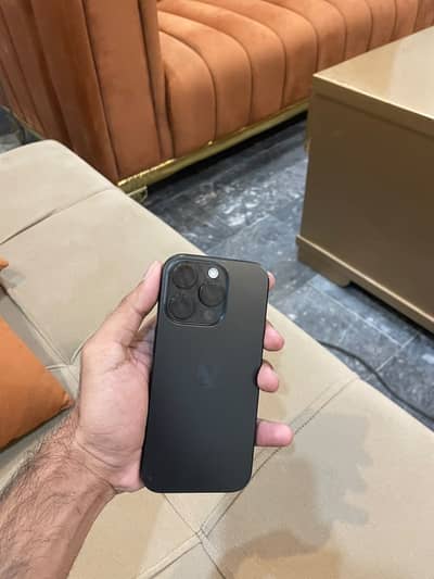 Apple iPhone 16 Pro