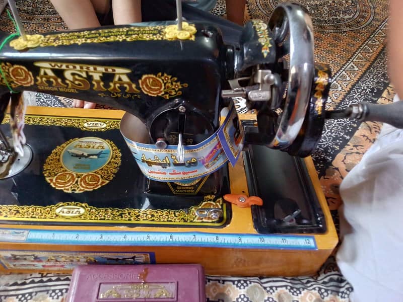 Sweing Machine 16