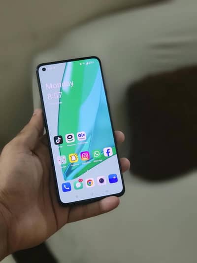 OnePlus 9 Pta approved All ok urgent sell
