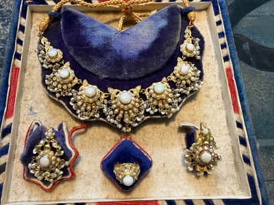 Antique Jewellary set