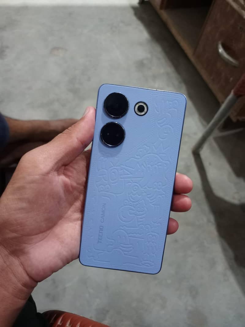 Tecno CAMON 20 Pro 1