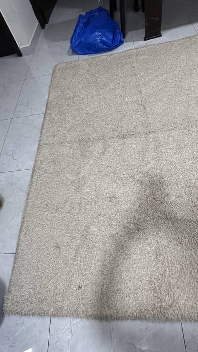 Golden Rug/ centre piece