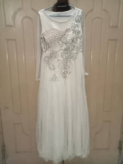 MAXI WITH DUPATTA IS USED