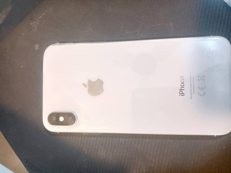 Apple iPhone X 3