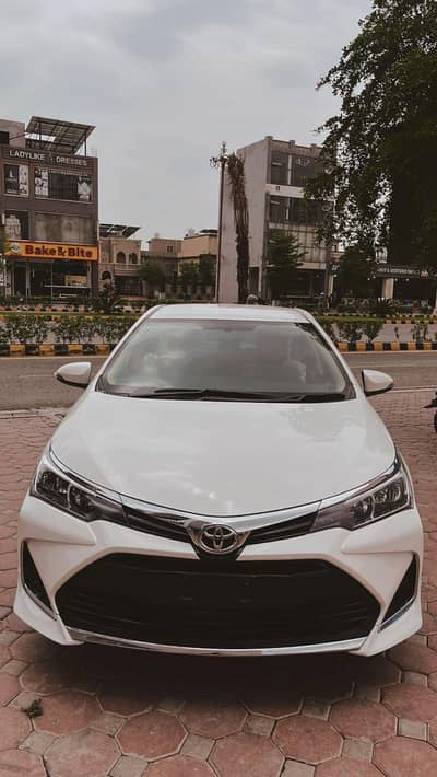 Toyota Corolla Altis 1.6 2024