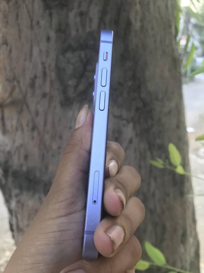 Apple iPhone 12 mini 2