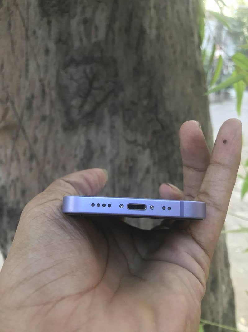 Apple iPhone 12 mini 3
