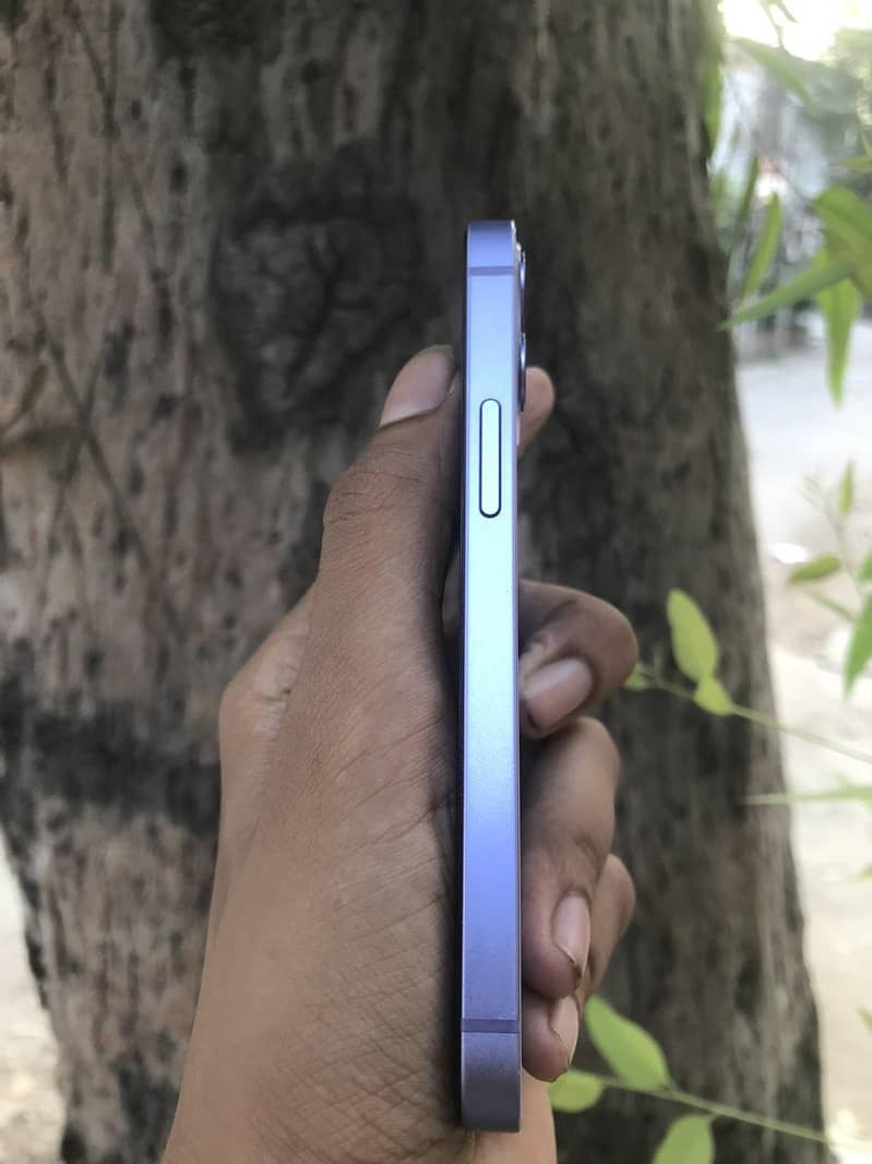Apple iPhone 12 mini 8