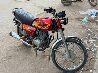 hinda cg 125 just like new 2005 150.000