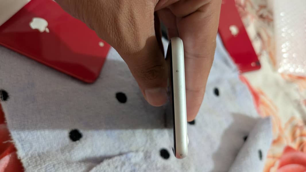 Apple iPhone SE 6