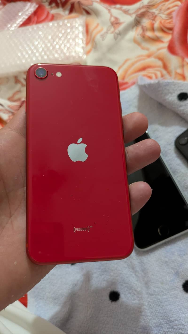Apple iPhone SE 13