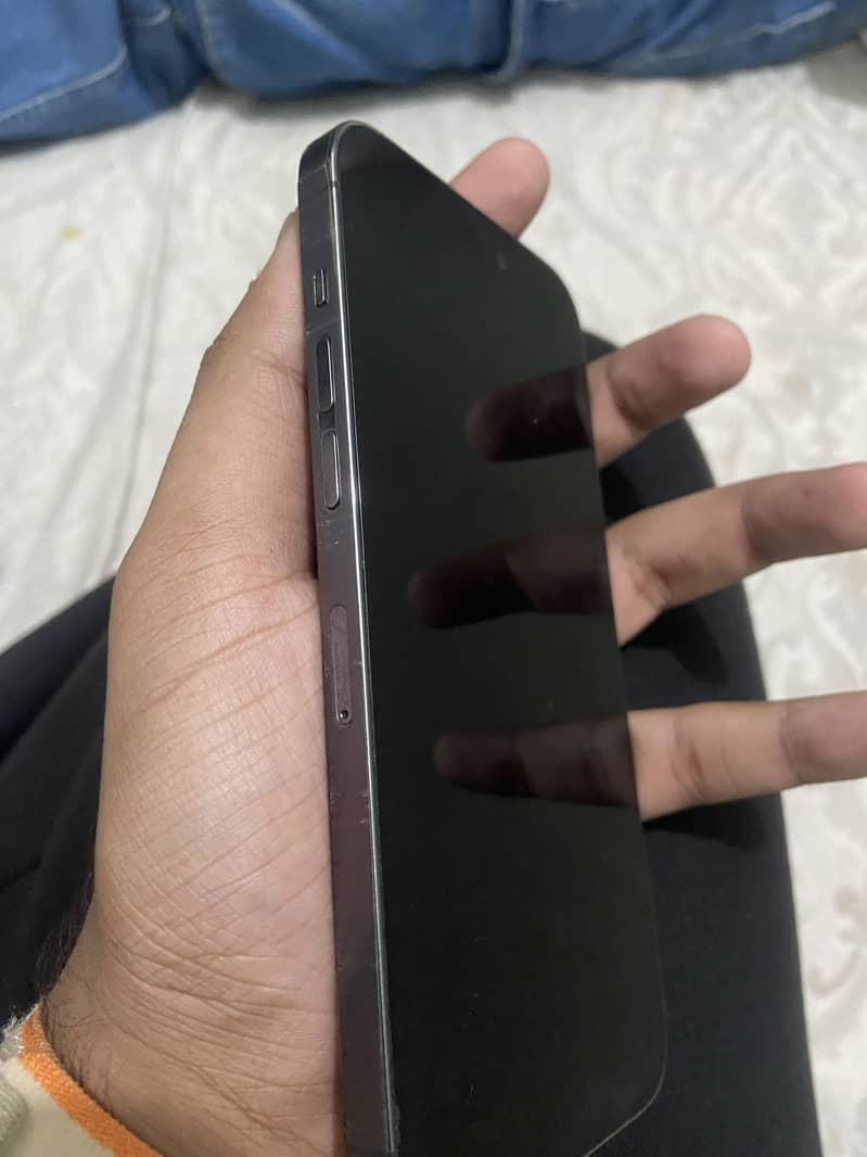 Apple iPhone 14 Pro Max 7