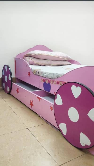 Barbie pink car bed