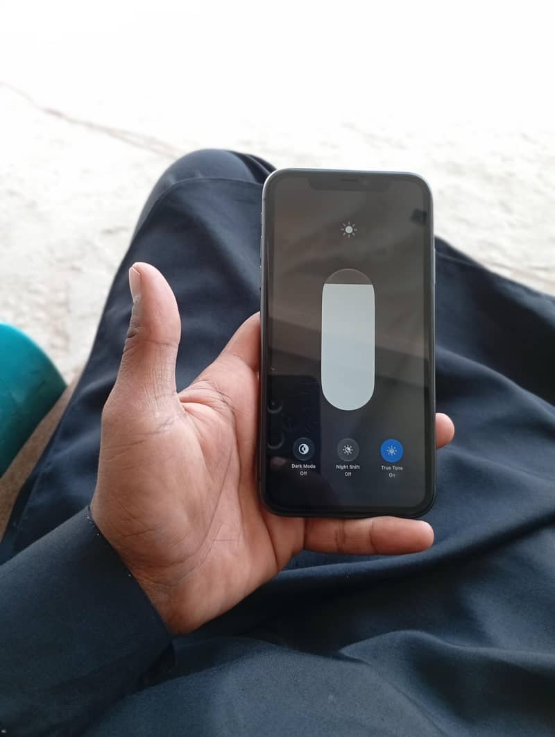 Apple iPhone 11 6