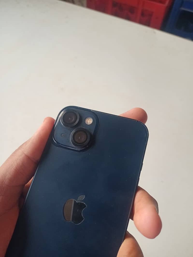 Apple iPhone 13 1