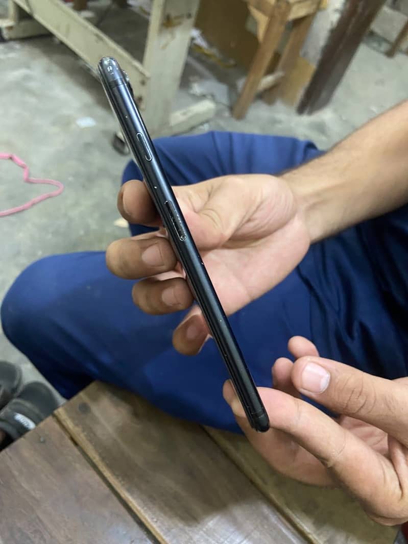 Apple iPhone 7 Plus 1