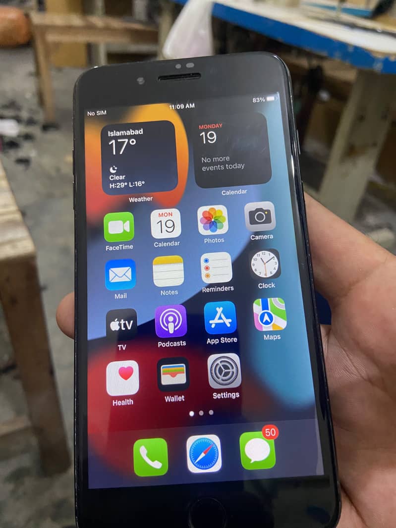 Apple iPhone 7 Plus 3