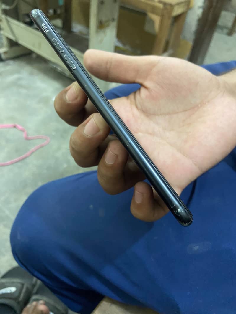Apple iPhone 7 Plus 5