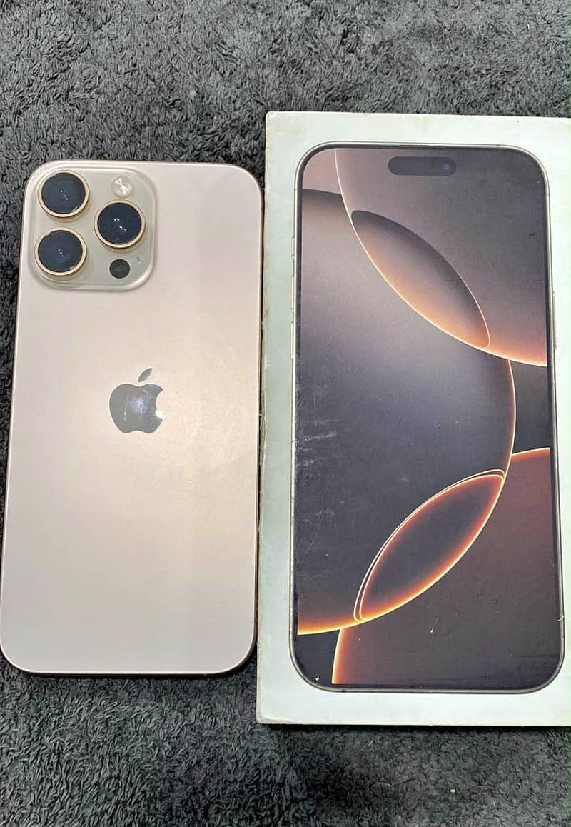Apple iPhone 16 Pro Max 0