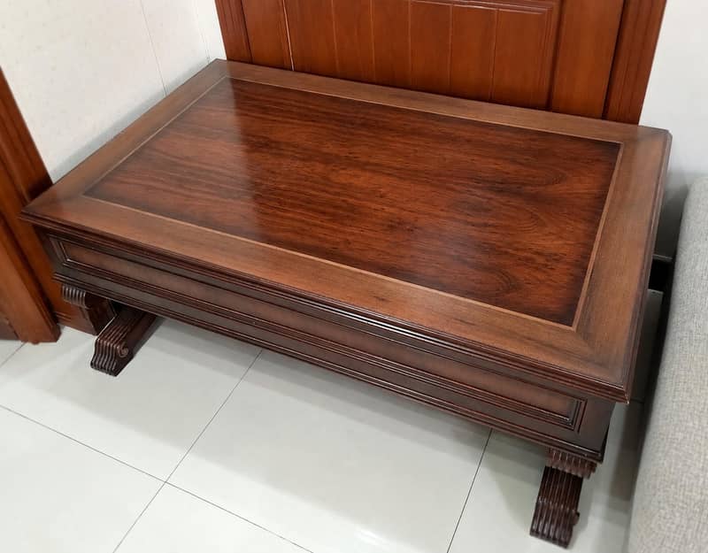 Central Coffee Table 0