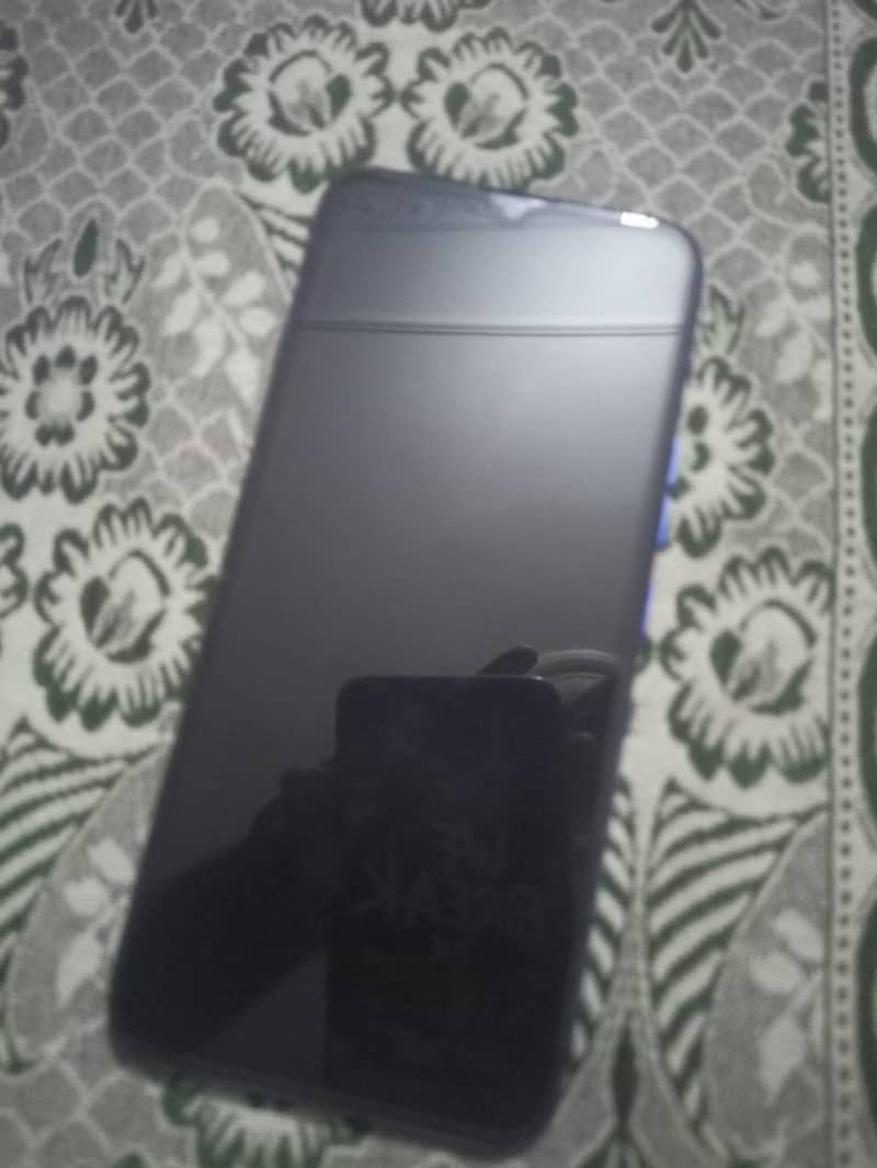 Tecno spark 4 1