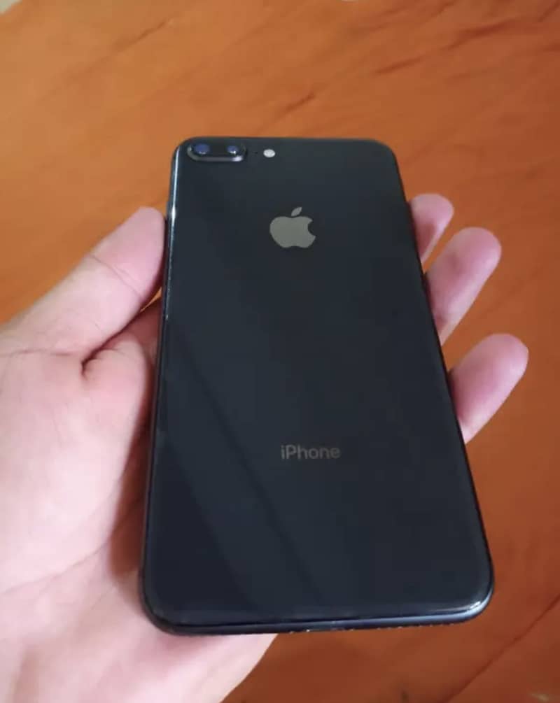 Apple iPhone 8 Plus 2