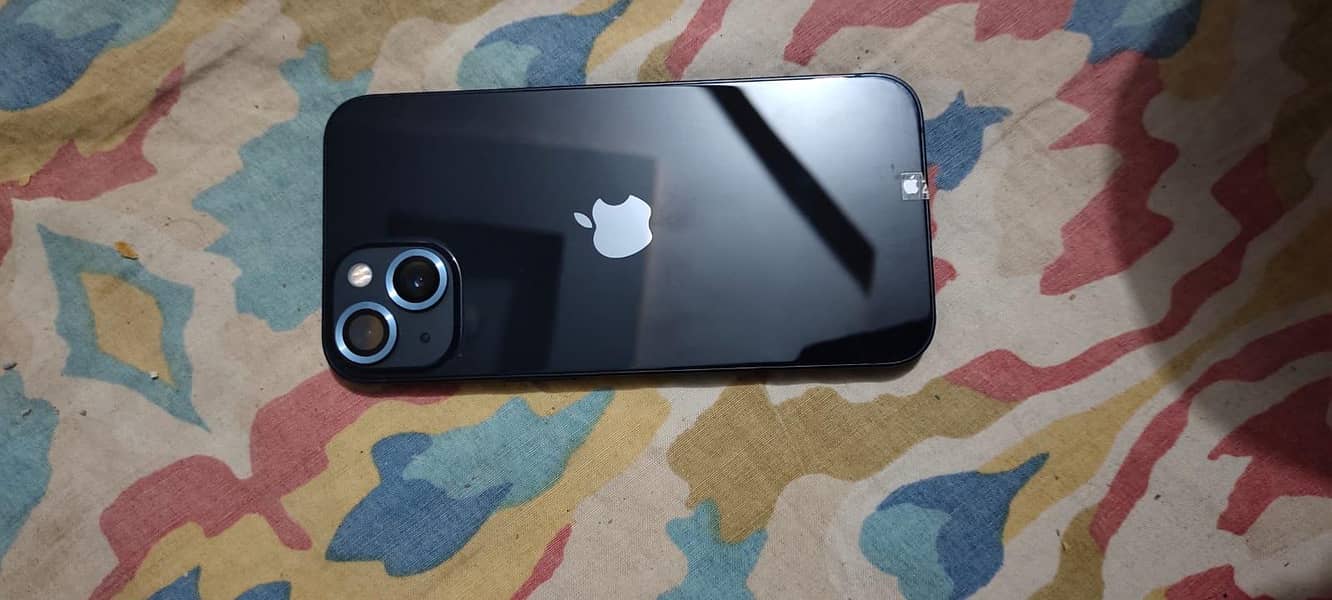 Apple iPhone 13 1