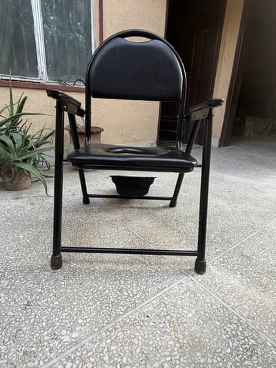 Portable Foldable Commode Chair / Patient Toiilet Chair with Bucket