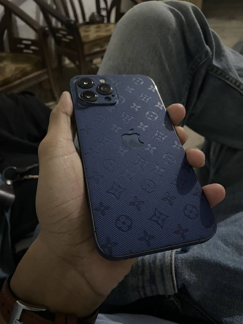 Apple iPhone 12 Pro max 2