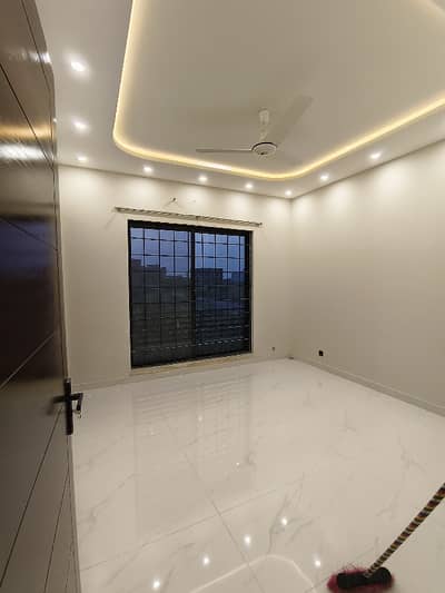 10 Marla Upper Portion For Rent