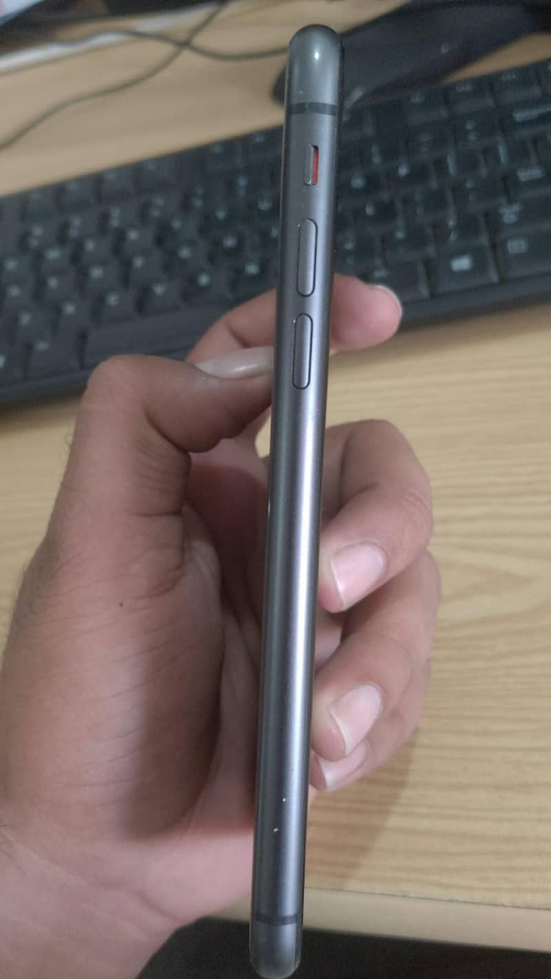 Apple iPhone 11 5