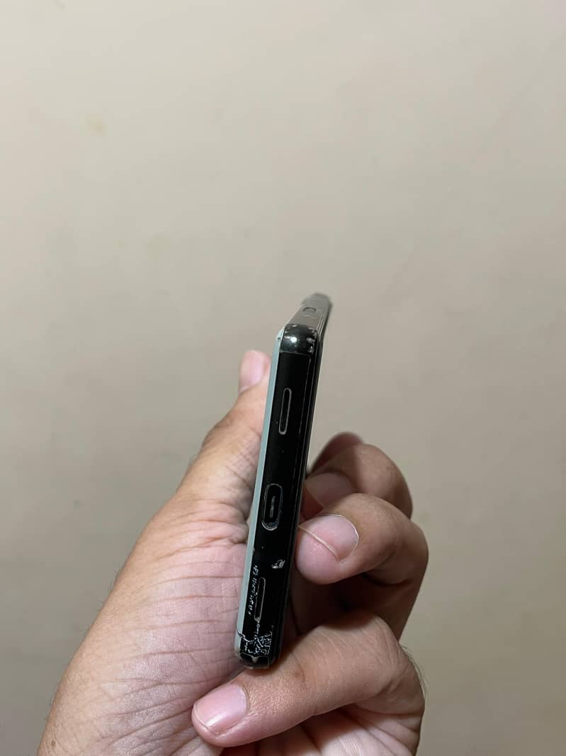 Google Pixel 6a 5