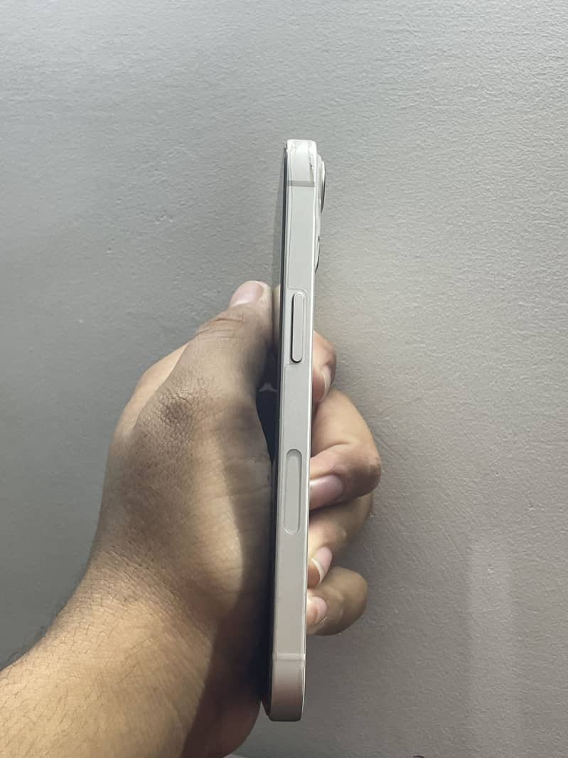 Apple iPhone 13 3