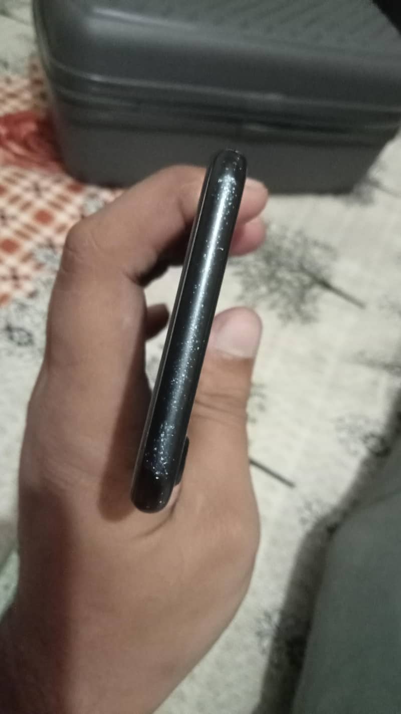 Apple iPhone 7 4