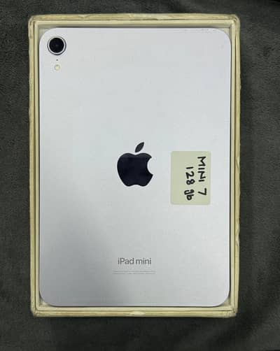 Apple ipad mini 7   128gb 90health Mint condition complete box