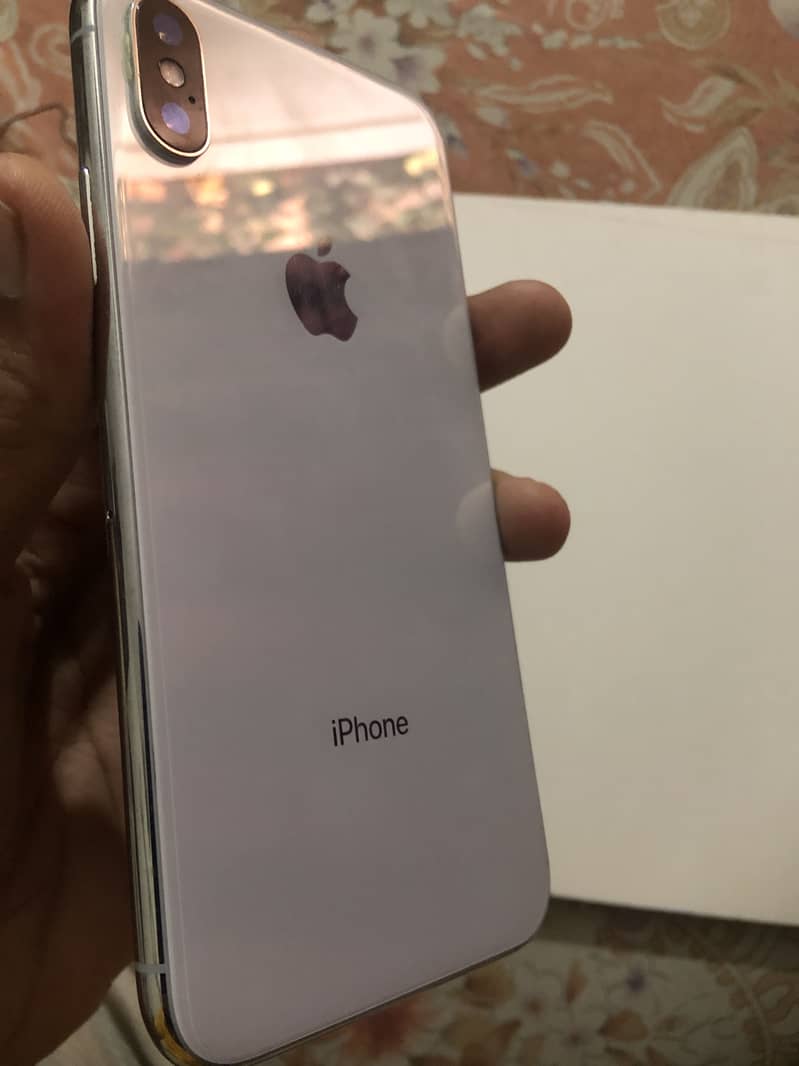 Apple iPhone X 0