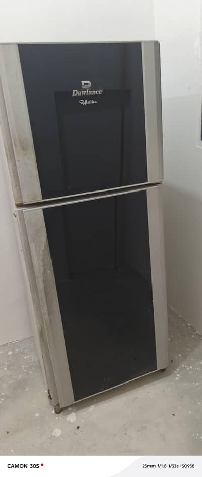 Used fridge for sale urgent Argent