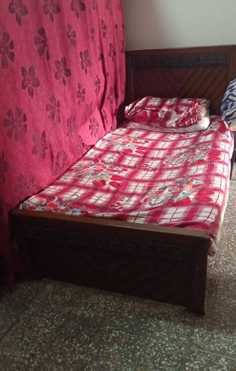 single bed 0