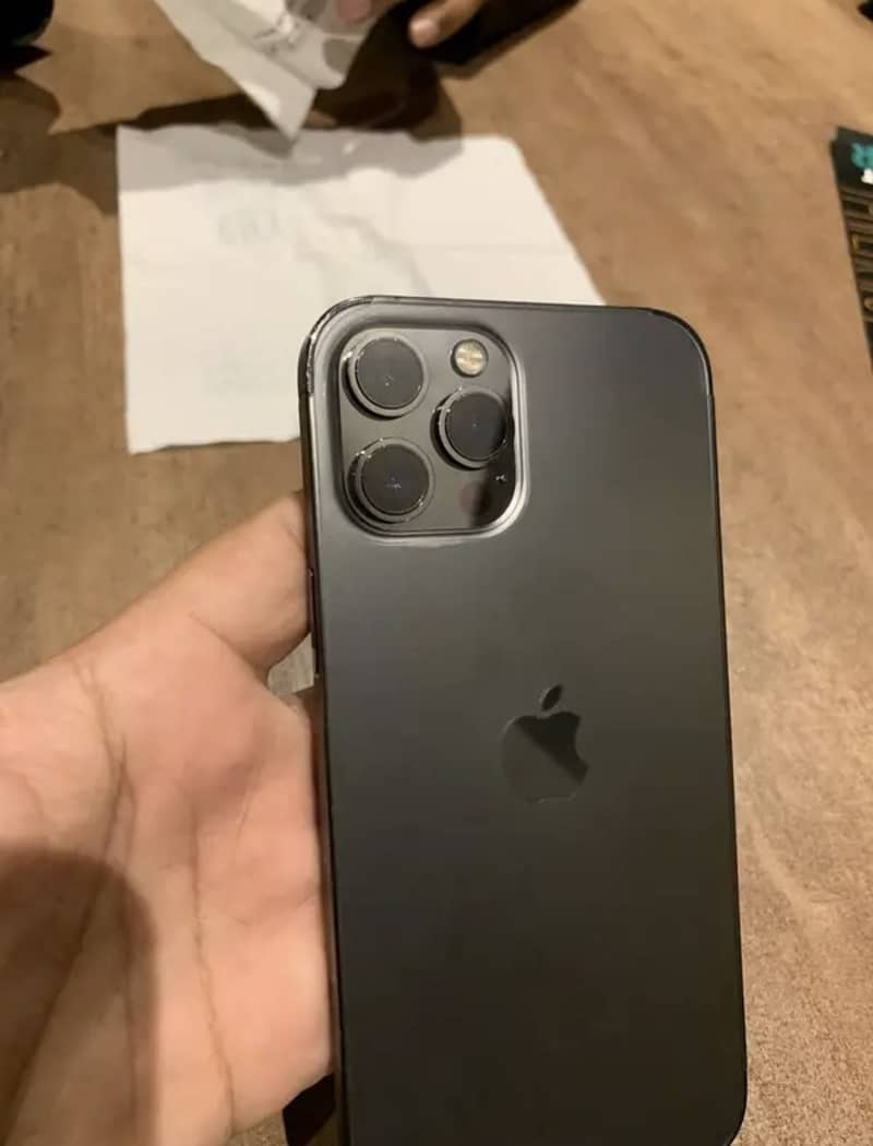 Apple iPhone 12 Pro Max 2