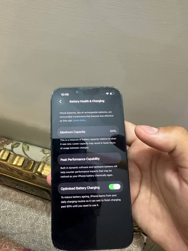 Apple iPhone 13 7