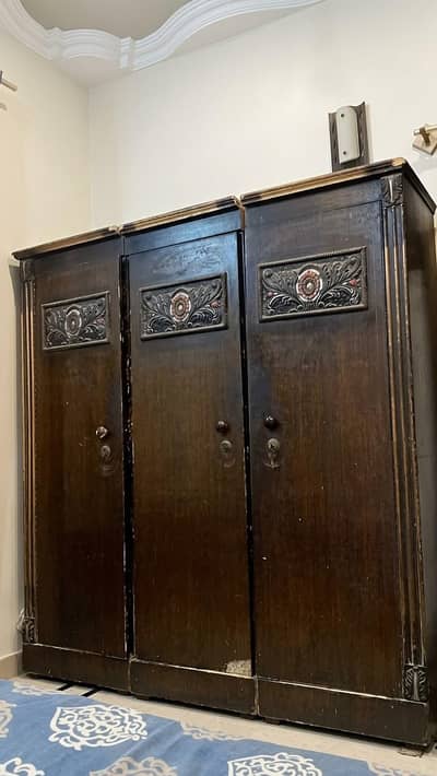 Wooden Bedroom Furniture Set (Bed, Wardrobe & Dressing Table)