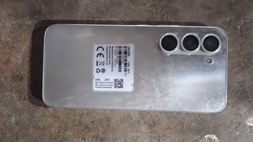 Tecno Spark 40 Pro 4