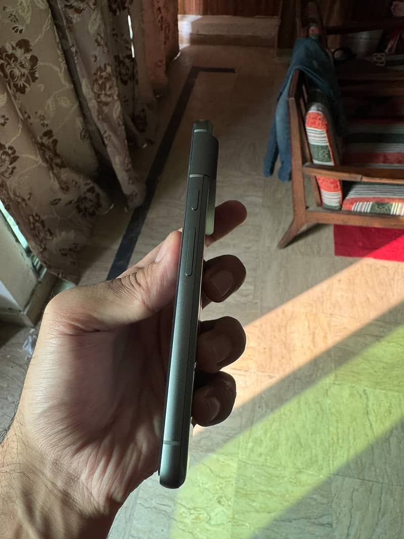 Google Pixel 8 2