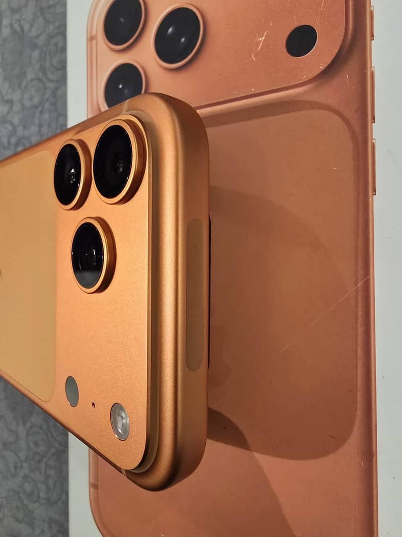 iPhone 17 pro max 2